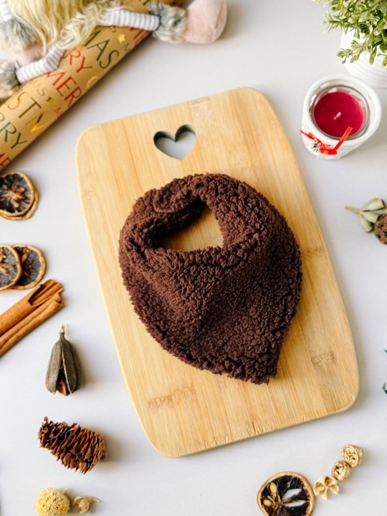 Chustka dziecięca, brązowa, Iltom