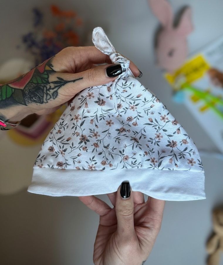 Chustka na głowę dziewczęca, biała, Iltom