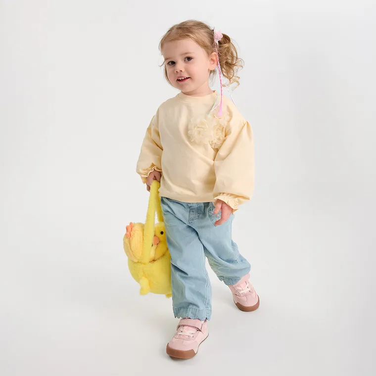 Cienkie spodnie jeansowe z haftem Cool Club