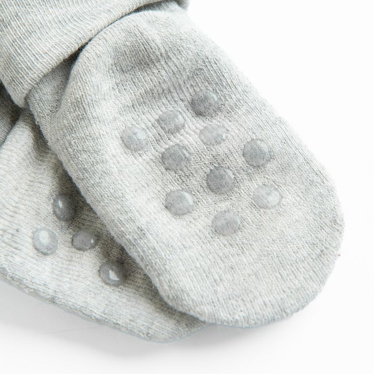 Cool Club, Antypoślizgowe skarpetki chłopięce, szare