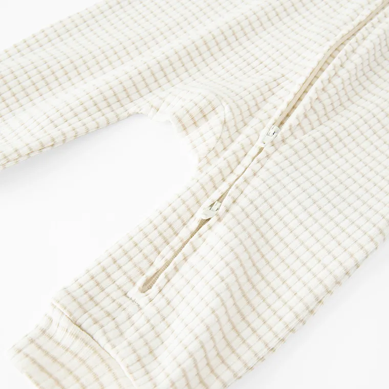 Cool Club, Pajac niemowlęcy, beżowy, Kubuś Puchatek