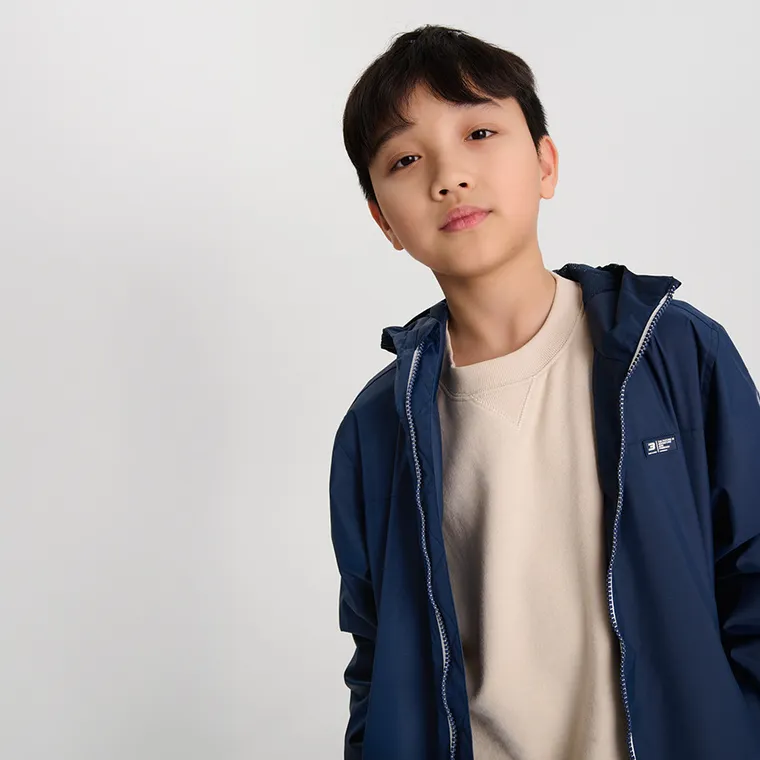 Cool Club, Przeciwdeszczowa kurtka chłopięca z kapturem, granatowa