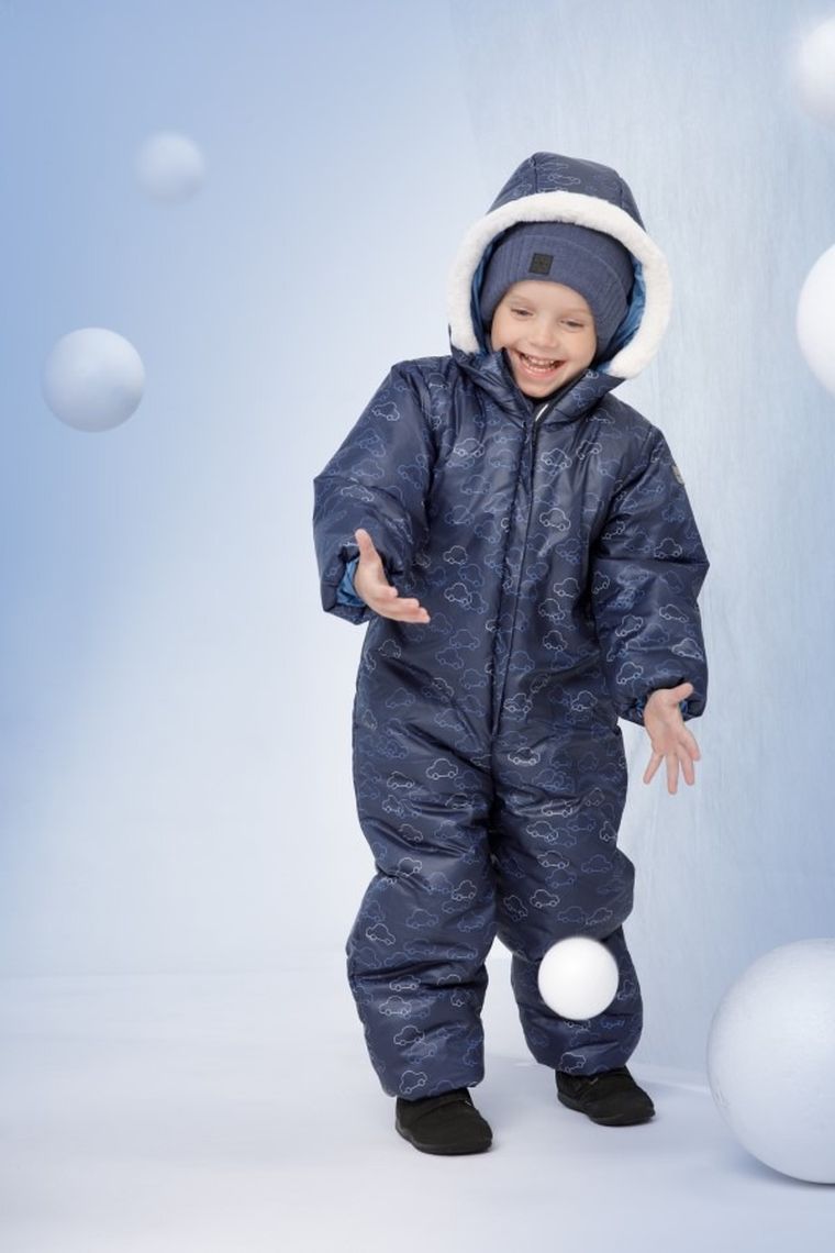 Czapka chłopięca z pomponem, granatowa, Pinokio