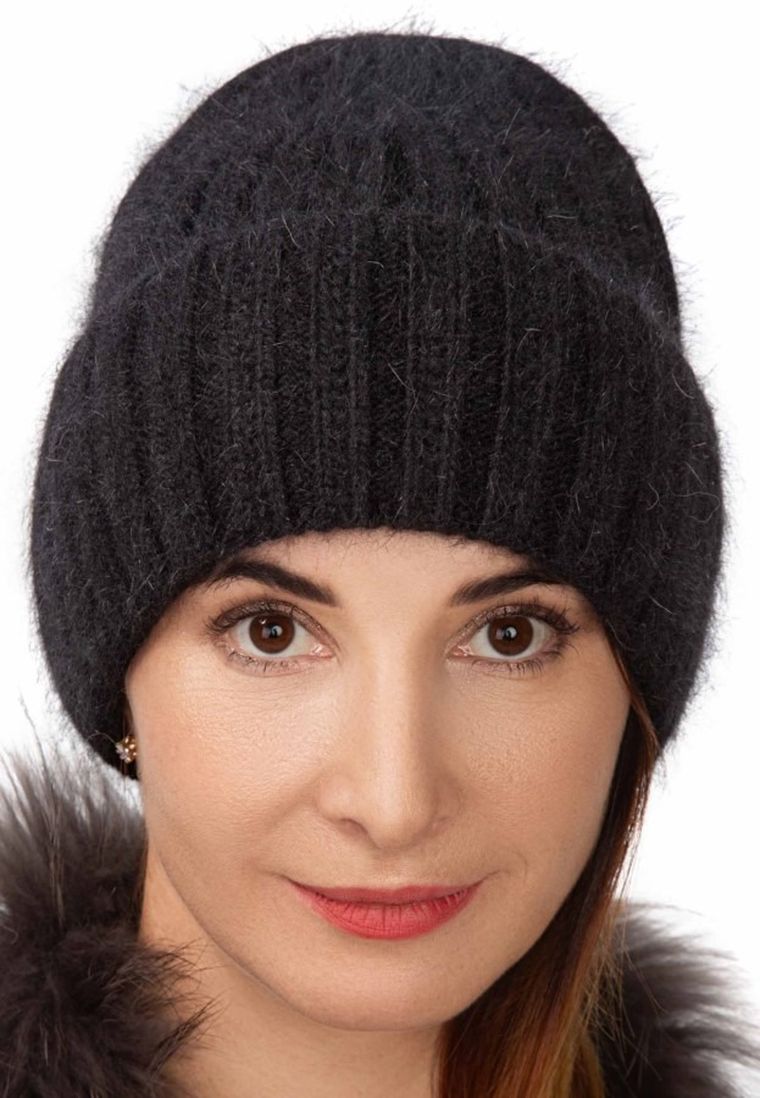 Czapka damska, czarna, Ambra