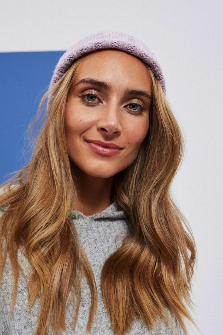 Czapka damska, różowa, Moodo