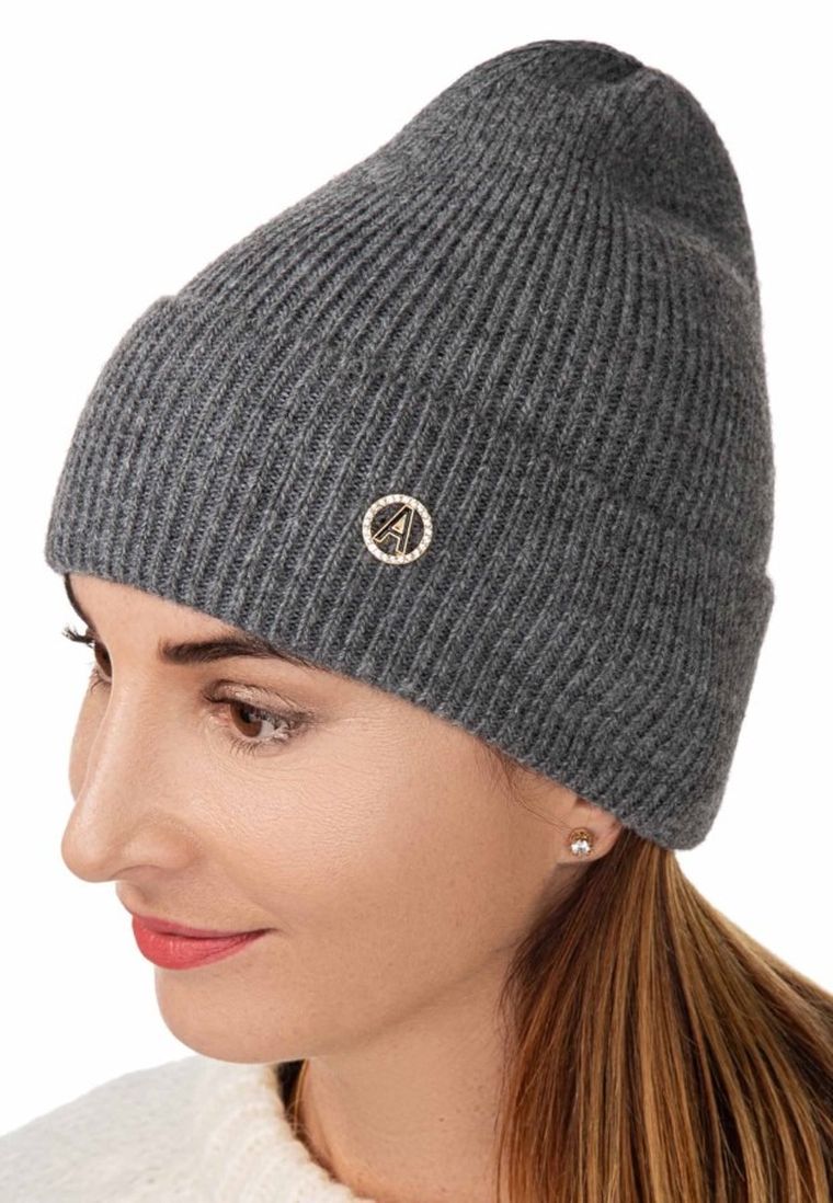 Czapka damska, szara, Ambra