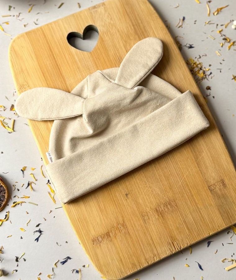 Czapka dziecięca, beżowa, Iltom