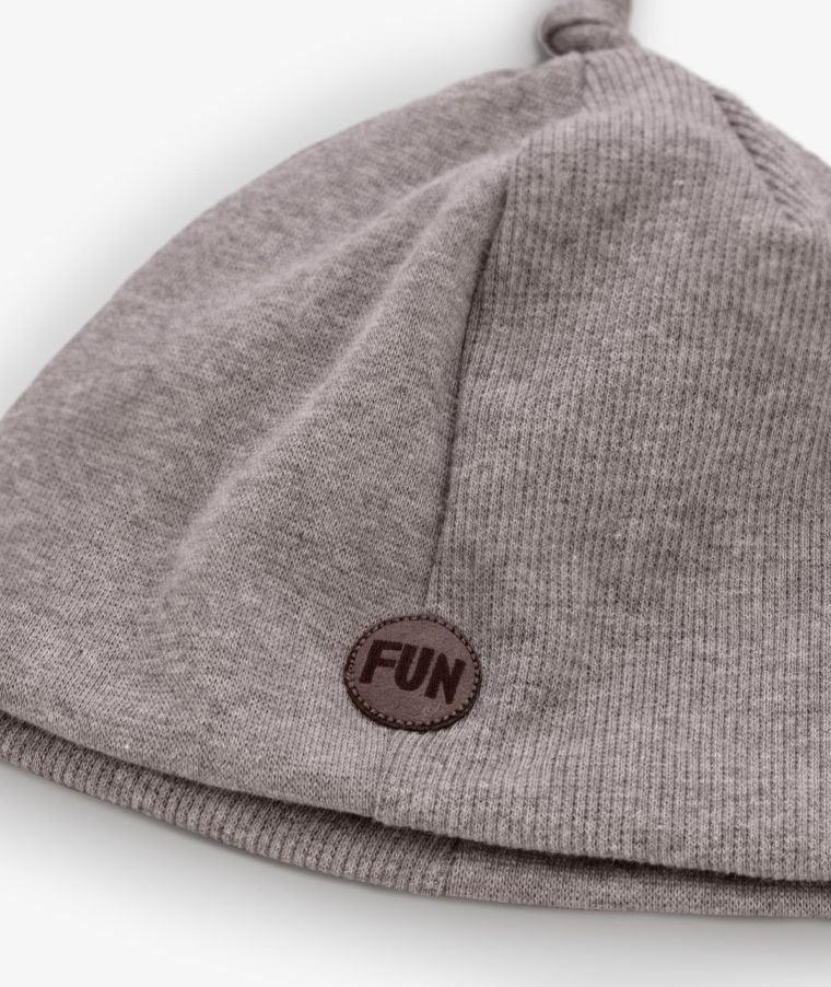 Czapka dziecięca, brązowa, Iltom