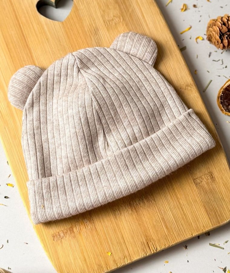 Czapka dziecięca, sweterkowa, beżowa, Iltom