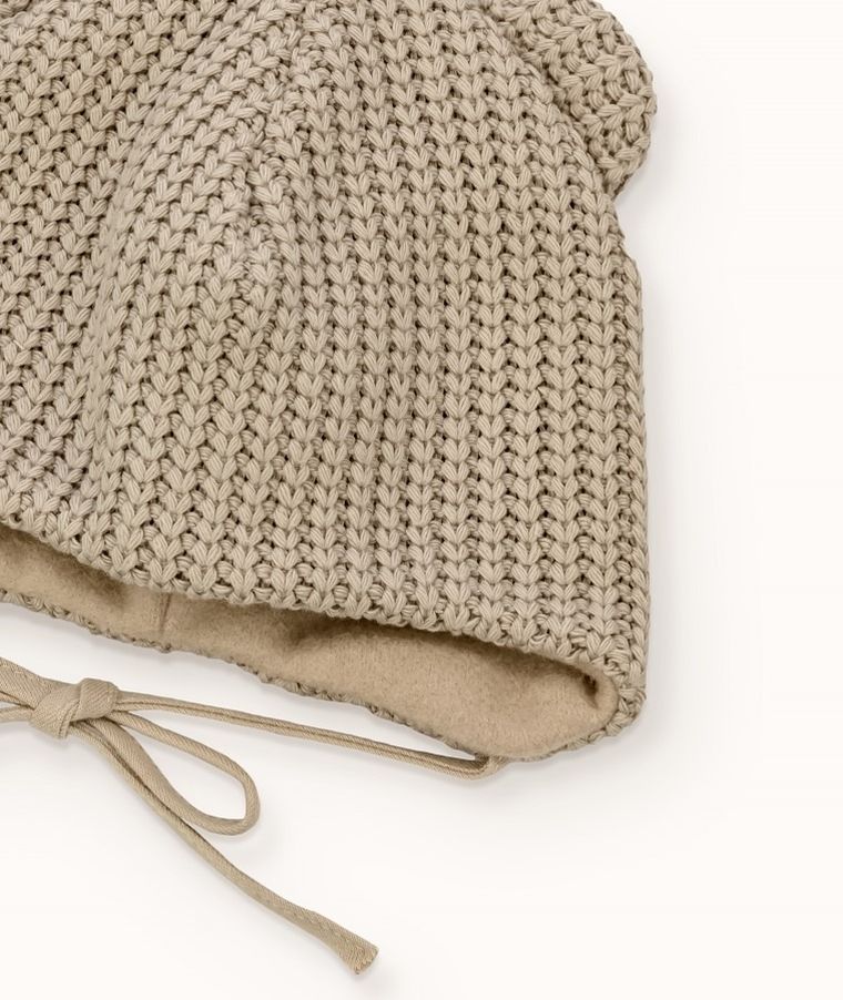 Czapka dziecięca, wiązana, beżowa, Iltom