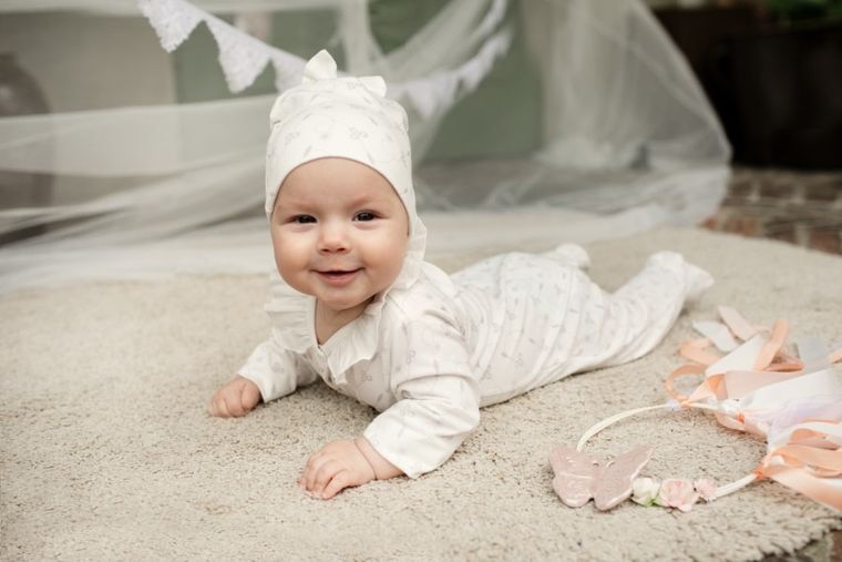 Czapka dziewczęca, ecru, Charlotte, Pinokio