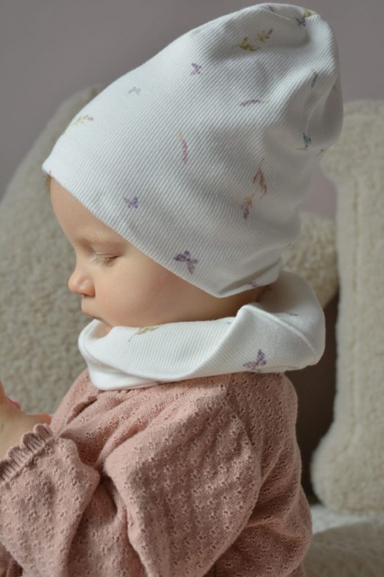 Czapka dziewczęca, prążkowana, ecru, Iltom