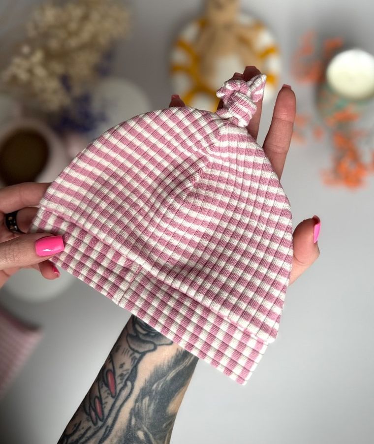 Czapka dziewczęca, różowa, Iltom