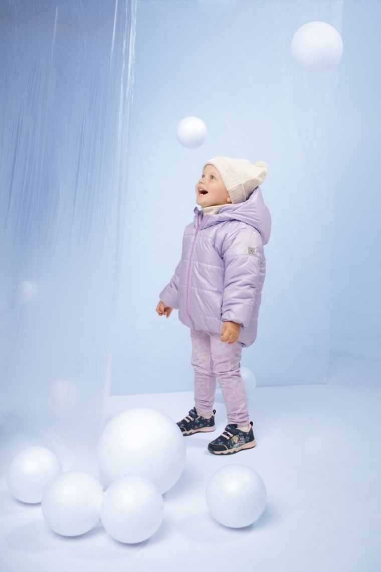 Czapka dziewczęca z pomponem, beżowa, Pinokio