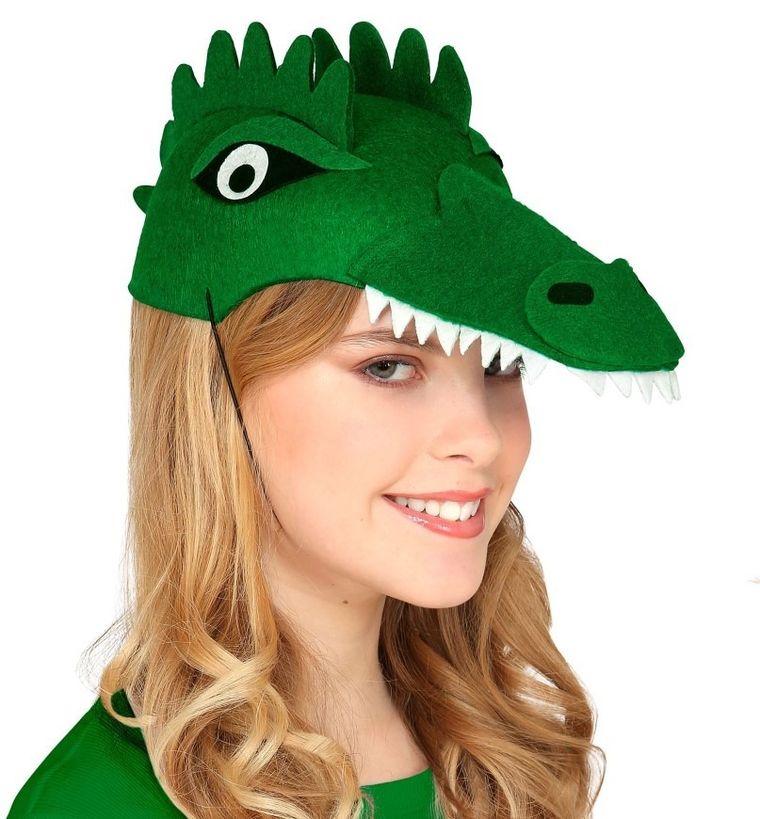 Czapka, krokodyl, dinozaur