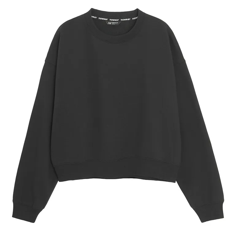 Czarna bluza o kroju cropp boxy NOWEAR