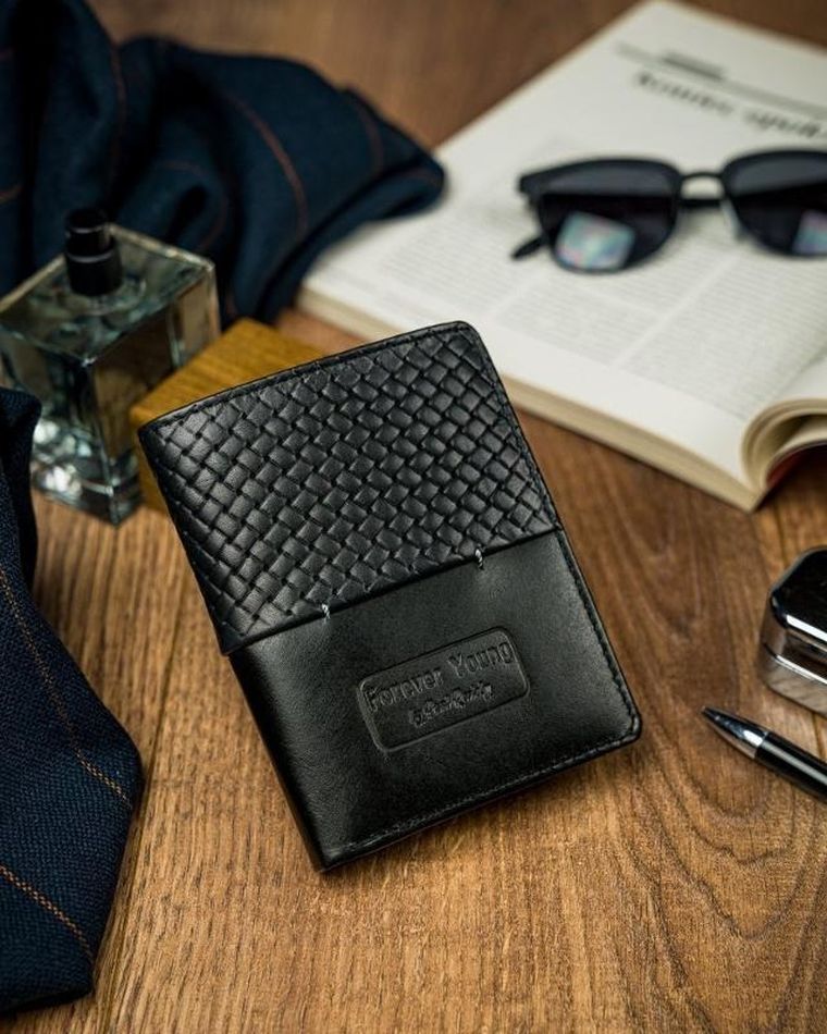 Czarny portfel męski skórzany, Forever Young
