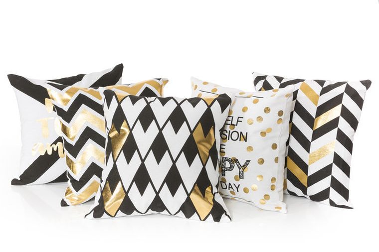 Dani, poszewka z błyszczącym nadrukiem, 40-40 cm