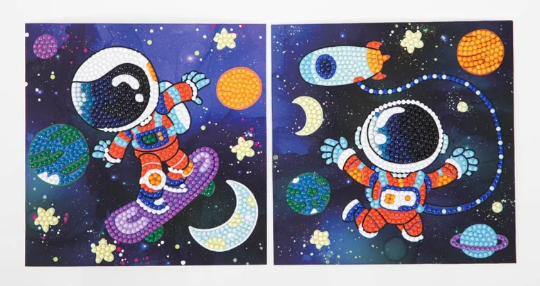 Diamond Dotz by number, diamentowa mozaika, Fun in space, 2 obrazki