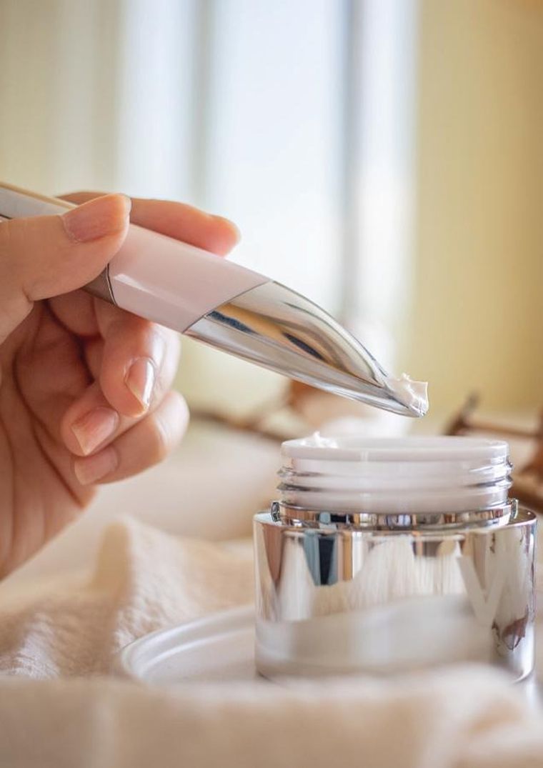 Dixix, Ionic Massager EB-892, masażer jonowy, różowy