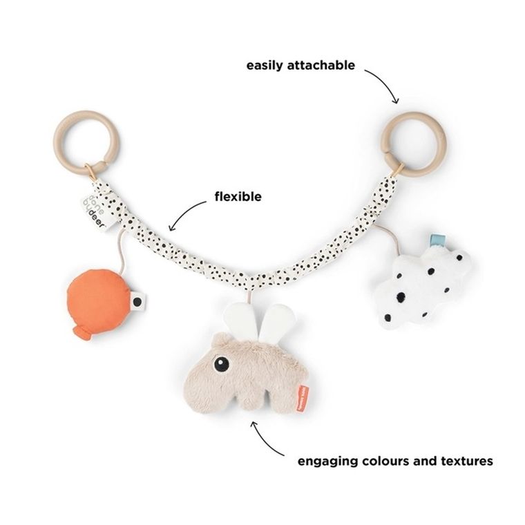 Done by Deer, Happy Clouds, zawieszka do wózka, sand