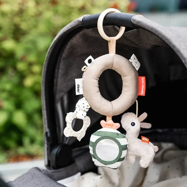 Done By Deer, Lama Lalee, zawieszka aktywna, sand