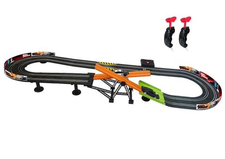 Dragon I, Szybcy i Wściekli, tor wyścigowy z pojazdami, 3,3m