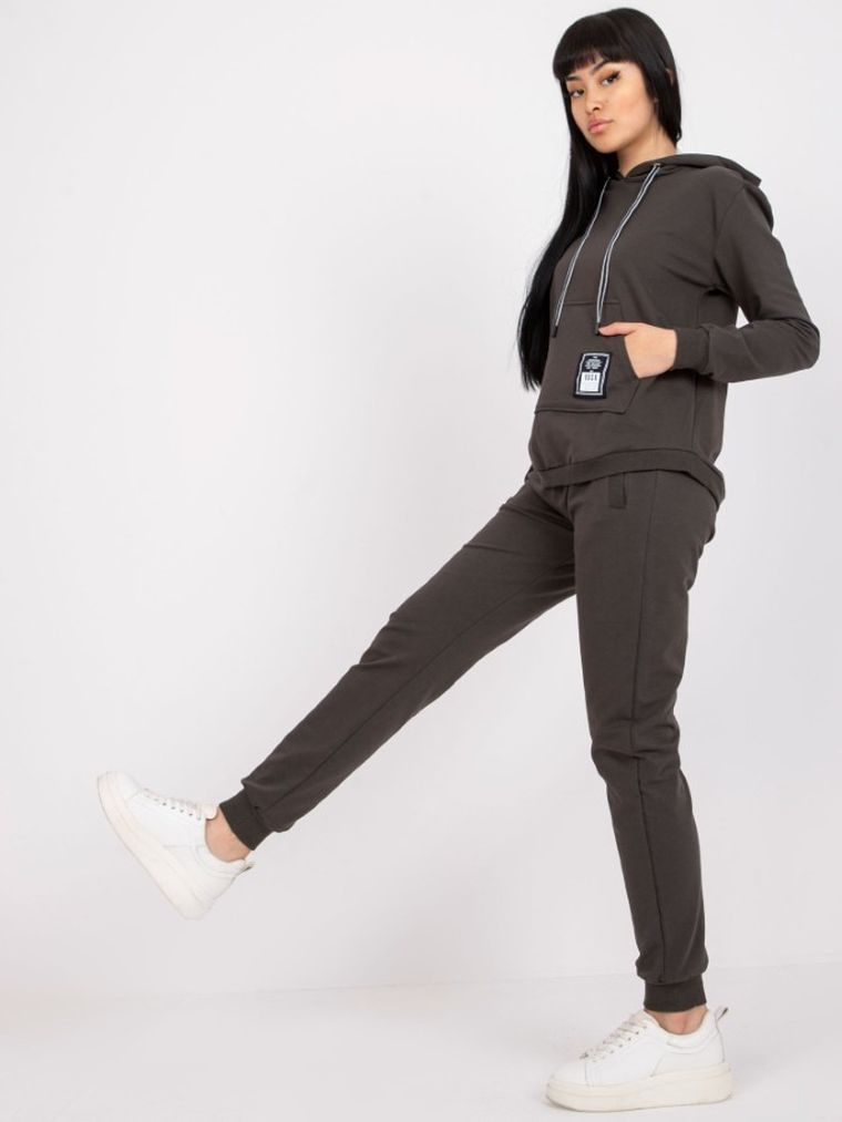 Dres damski, khaki, Relevance