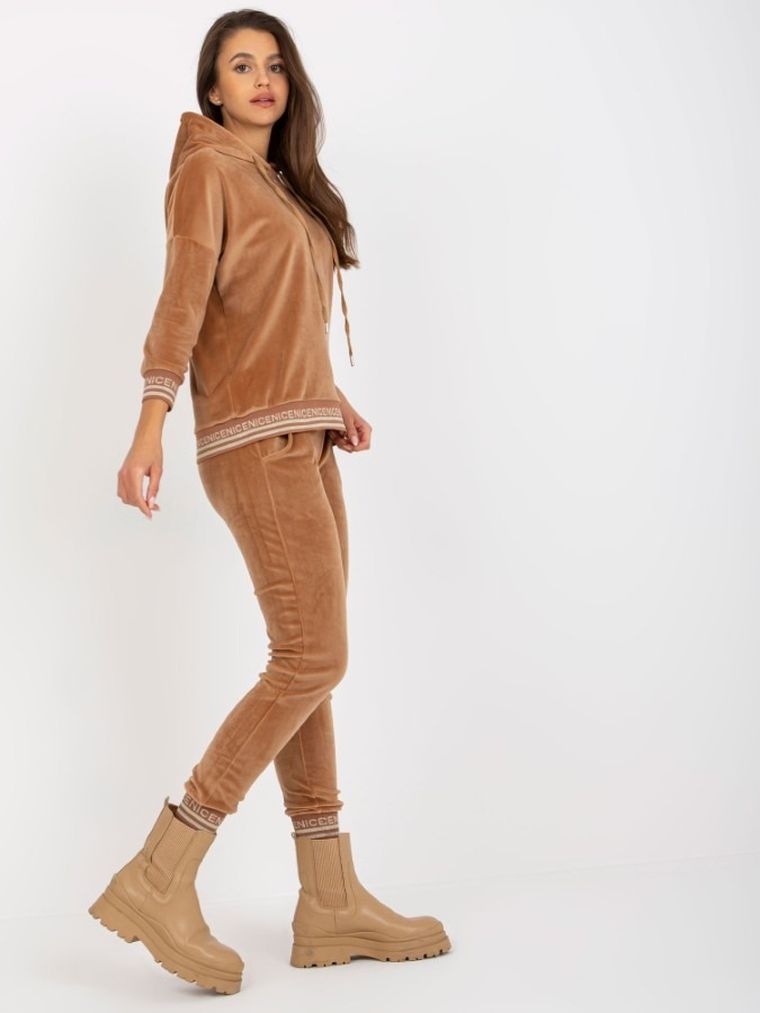 Dres damski, welurowy, beżowy, Relevance