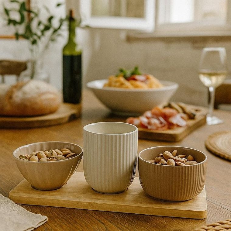 eh Excellent Houseware, Nobi, miseczki na przekąski, 3 naczynia i taca