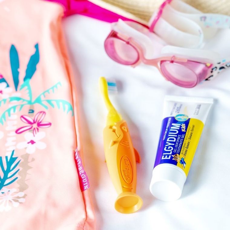 Elgydium, Kids, Shark, szczoteczka do zębów dla dzieci, 2-6l