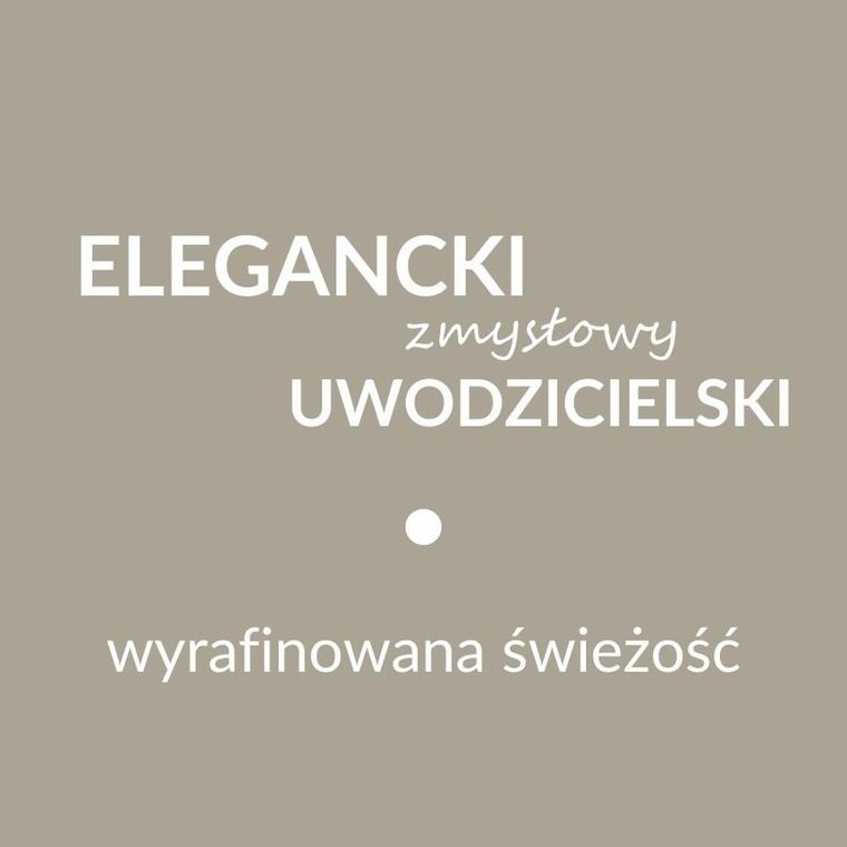 Essentia Nature, odświeżacz w sprayu do tkanin i wnętrz, Białe Piżmo. 250 ml