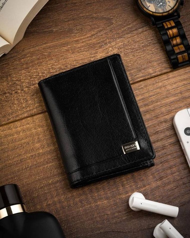 Etui na karty, czarne, skórzane, RFID, Rovicky