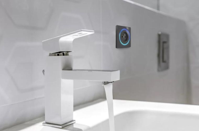 Fibaro, inteligentne gniazdko, typ E, antracytowe