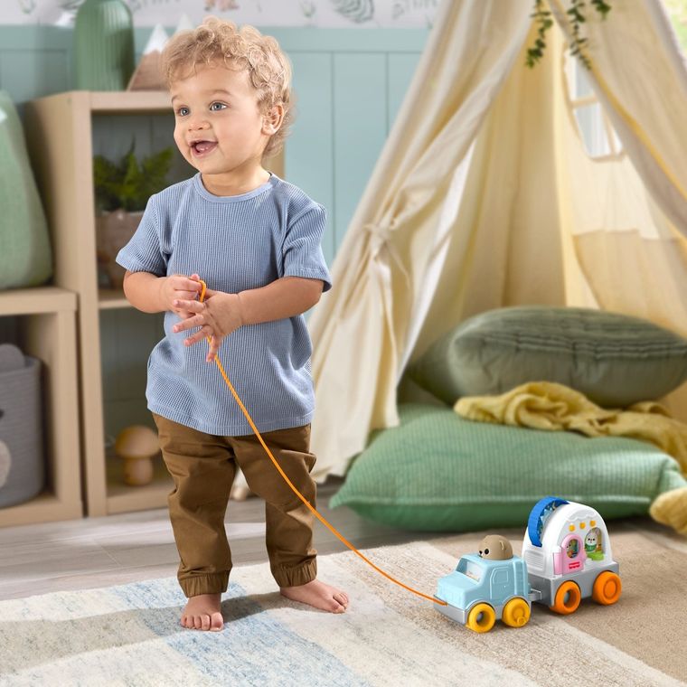 Fisher-Price, Leśni Przyjaciele, Kamper do ciągnięcia, zabawka niemowlęca