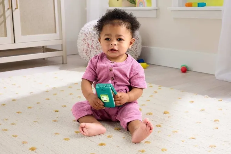 Fisher-Price, Ucz się i śmiej!, Edukacyjny telefonik z klapką, zabawka interaktywna