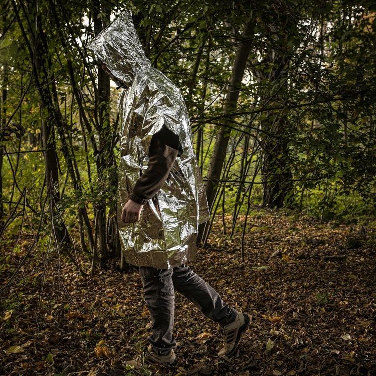 Gadget Master, outdoorowy płaszcz termiczny, płaszcz z kapturem