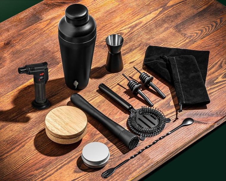 Gadget Master, zestaw barmański z wędzeniem whisky Deluxe 2w1