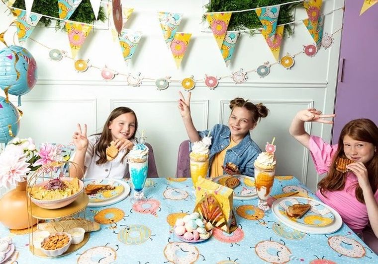 Girlanda, flagi, Donut, 6m