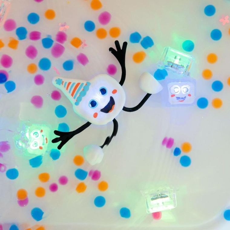 Glo Pals, Party Pal, postać do kąpieli i kostki sensoryczne świecące w wodzie, zestaw