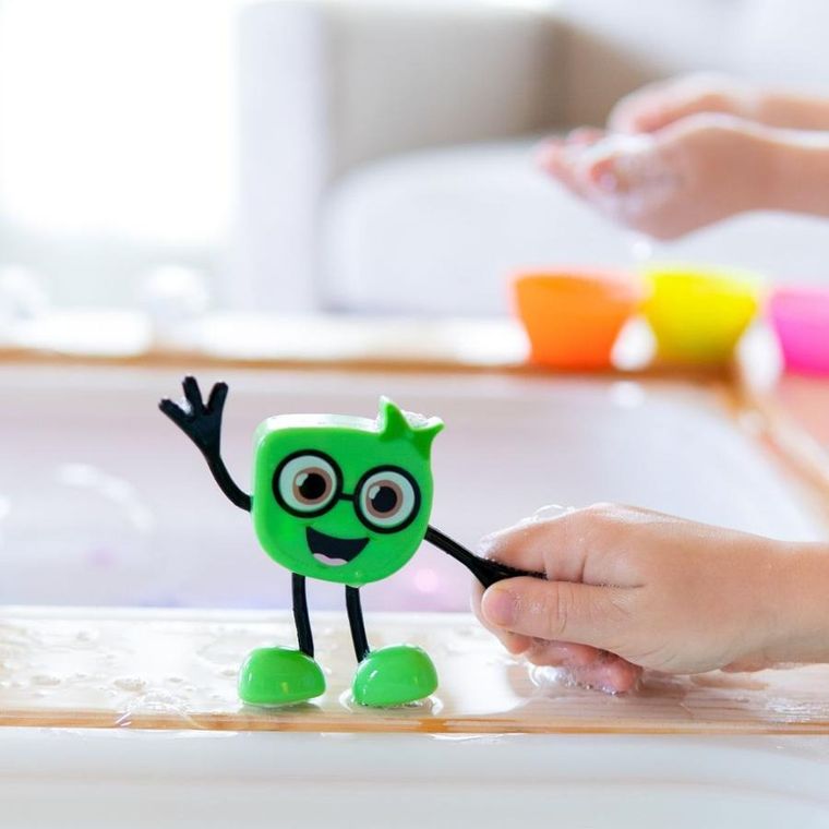 Glo Pals, Pippa, postać do kąpieli i kostki sensoryczne świecące w wodzie, zestaw