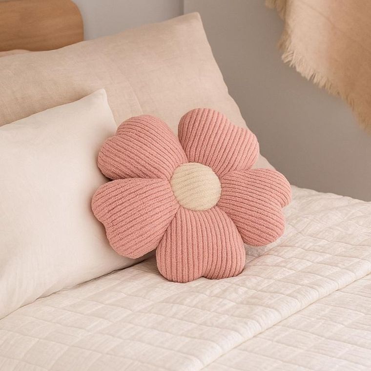 Home Styling Collection, Kwiatek Mava, poduszka, 38 cm