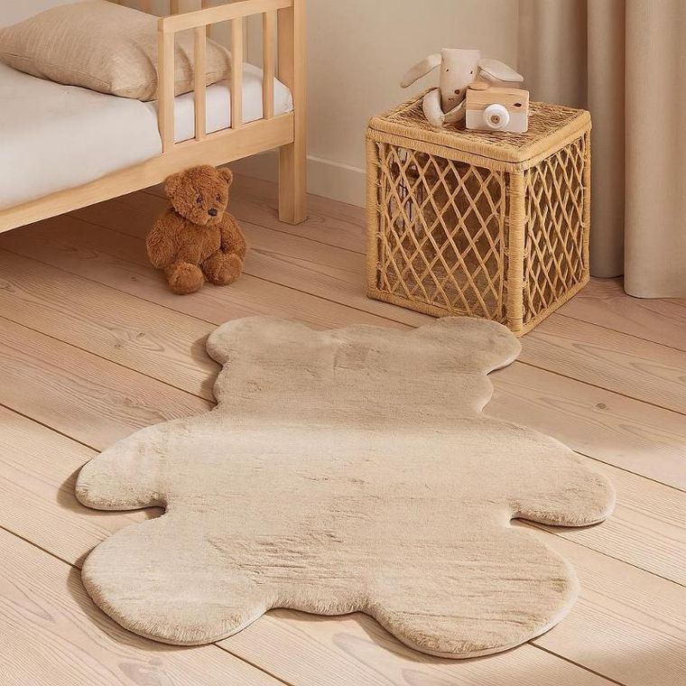 Home Styling Collection, Miś, dywan dziecięcy z imitacji futra, beżowy, 100-85 cm