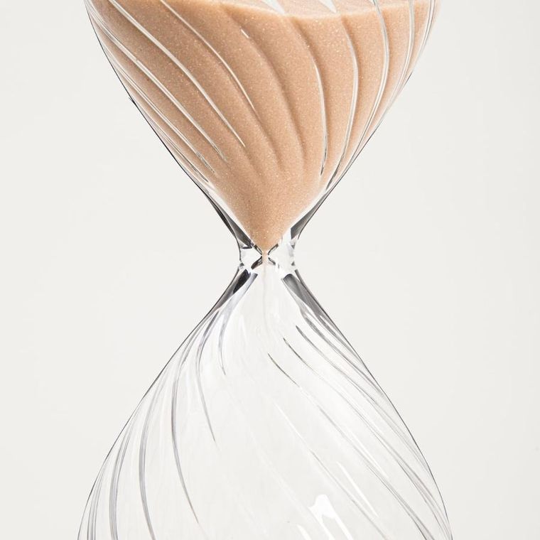 Homla, Calipso, klepsydra, ryflowana z beżowym piaskiem, 8-8-20 cm