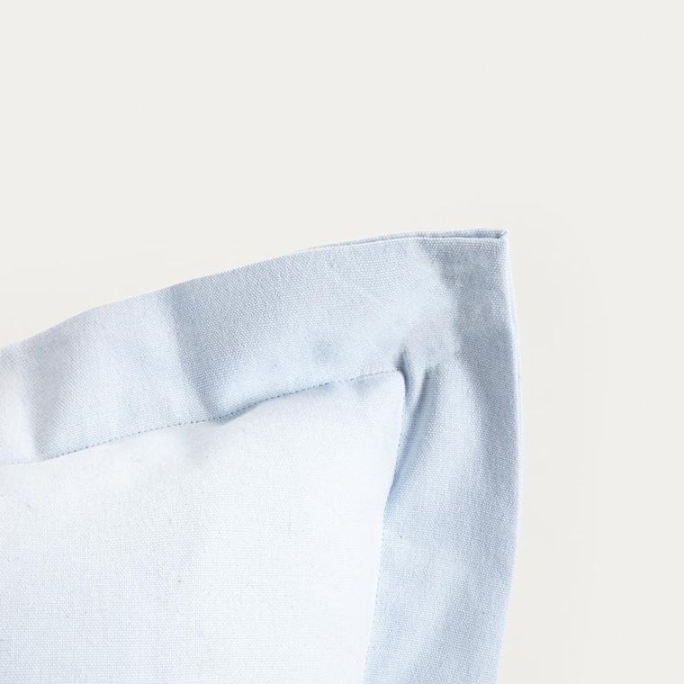 Homla, Durga, poszewka, bawełniana błękitna z dekoracyjnym obszyciem, 45-45 cm