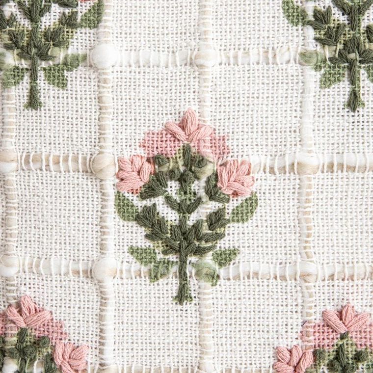 Homla, Indira, poszewka, bawełniana z ozdobym kwiatowym haftem, 45-45 cm