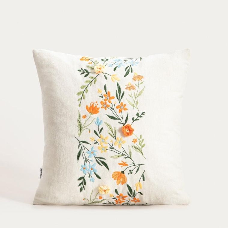 Homla, Lavit, poszewka, z trójwymiarowymi i haftowanymi kwiatami, 45-45 cm