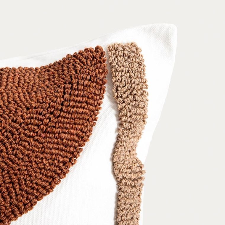 Homla, Nayla, poszewka, z tuftowanym geometrycznym wzorem, 45-45 cm