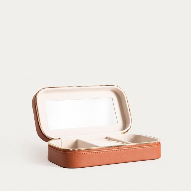 Homla, Rinas, szkatułka na biżuterię, w przeszycia w jodełkę, brązowa, duża, 20,5-10,5-6 cm