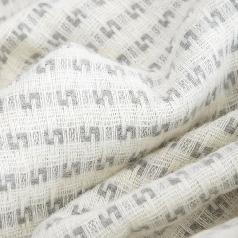 Homla, Sorbo, koc z frędzlami i strukturalnym szarym wzorem, 150-200 cm